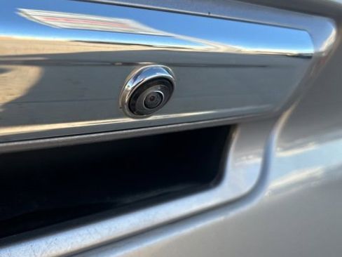 Used 2020 RAM 1500 Laramie image 10