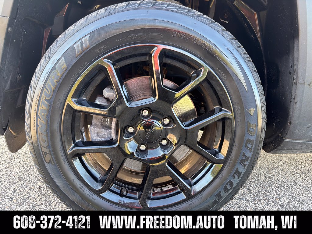 Used 2020 Jeep Renegade Altitude AWD/4WD image 13