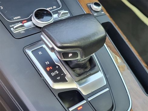 Used 2018 Audi Q5 2.0T Premium Plus w/ Premium Plus Package image 31