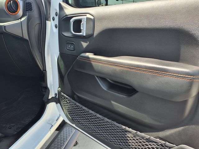 Used 2022 Jeep Gladiator Mojave w/ Cold Weather Group AWD/4WD image 23