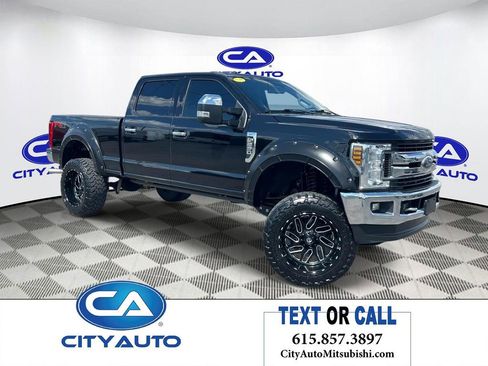 Used 2019 Ford F250 XLT w/ XLT Premium Package AWD/4WD image 1
