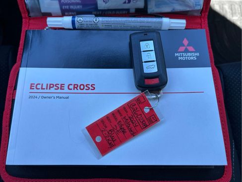 Used 2024 Mitsubishi Eclipse Cross SE AWD/4WD image 19