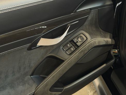 Used 2019 Porsche 911 GT3 RS RWD image 16