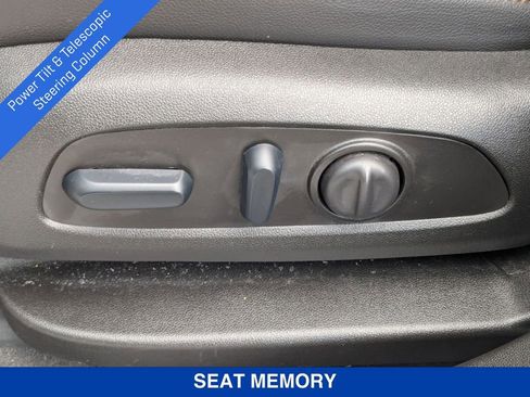 Used 2023 GMC Acadia AT4 w/ Technology Package image 17