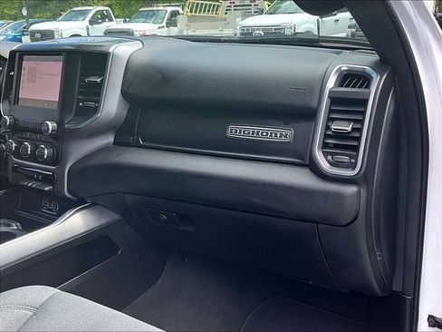 Used 2024 RAM 1500 Big Horn AWD/4WD image 17
