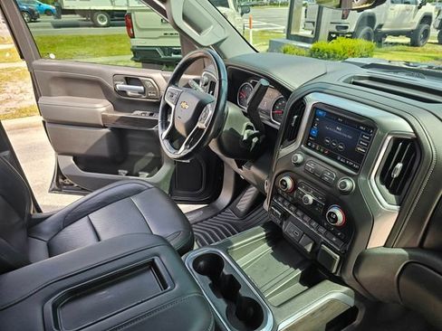 Used 2020 Chevrolet Silverado 3500 LTZ w/ LTZ Plus Package AWD/4WD image 28