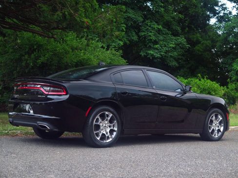 Used 2016 Dodge Charger SXT w/ AWD Plus Group image 4
