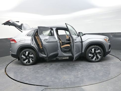 New 2026 Volkswagen Atlas Cross Sport SEL AWD/4WD image 36