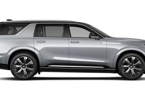 New 2026 Cadillac Escalade IQL Luxury image 15