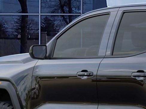 New 2026 GMC Canyon AT4 w/ AT4 Premium Package image 12