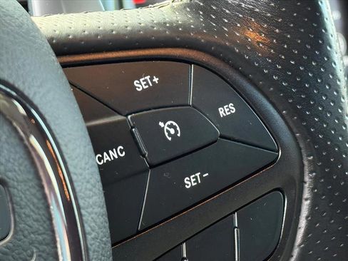 Used 2023 Dodge Durango GT image 21