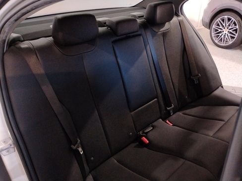 Used 2017 BMW 320i Sedan image 97