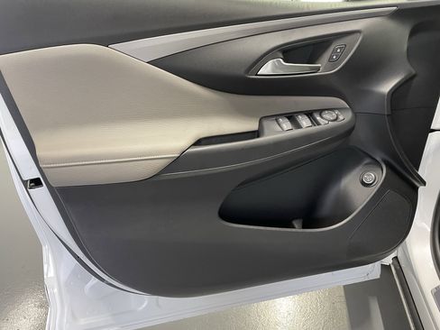 New 2026 Buick Envista Avenir image 14