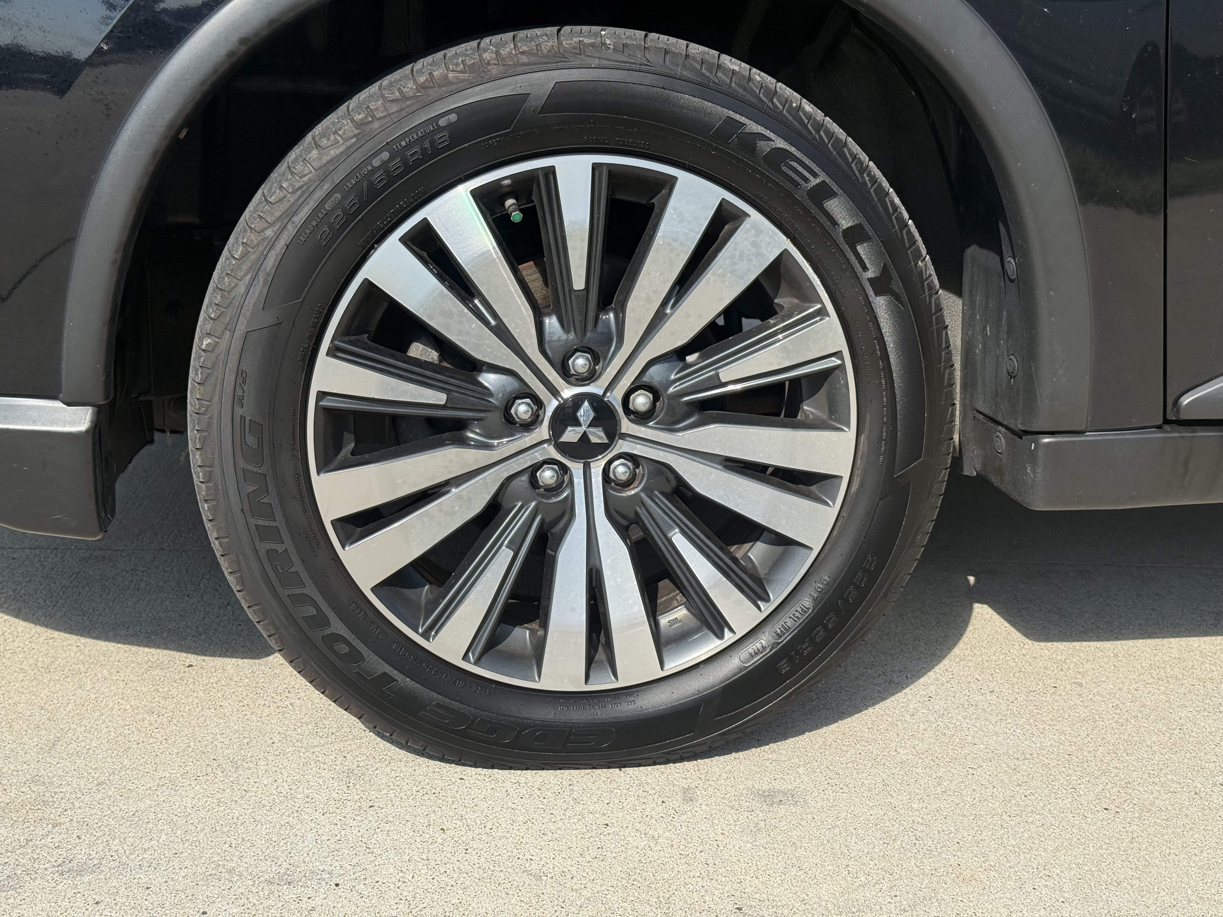 Used 2020 Mitsubishi Outlander SE AWD/4WD image 20