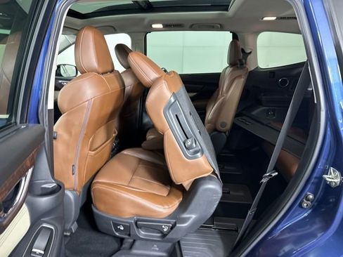 Used 2019 Subaru Ascent Touring w/ Popular Package #2 image 25