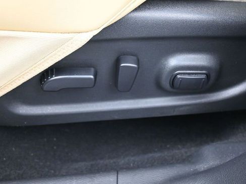 Used 2021 Nissan Murano SV image 12