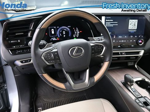 Used 2024 Lexus RX 350h w/ Cold Area Package AWD/4WD image 22