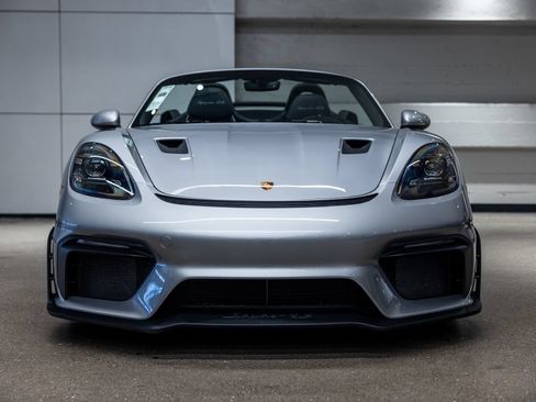 Certified 2025 Porsche 718 Boxster Spyder RS RWD image 11