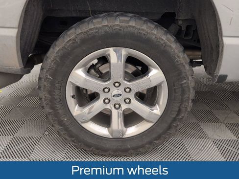 Used 2023 Ford F150 Lariat w/ Max Trailer Tow Package image 19