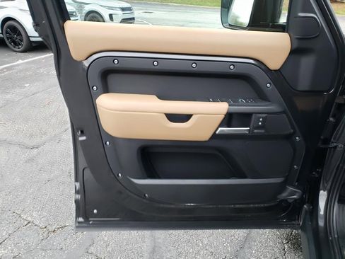 New 2026 Land Rover Defender 130 V8 image 10