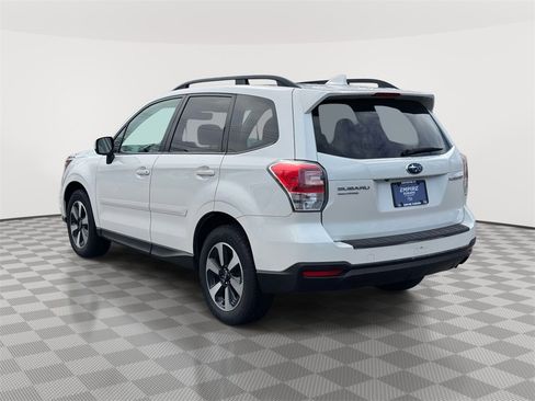 Used 2018 Subaru Forester 2.5i Premium image 5