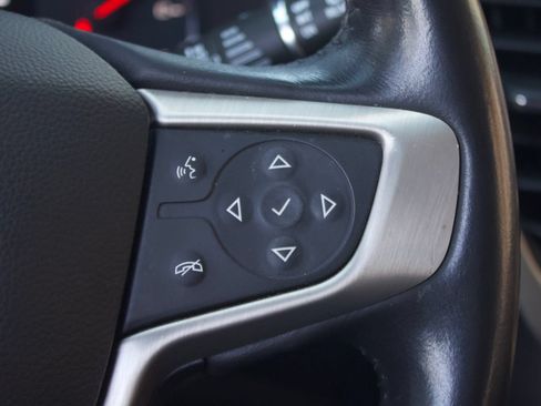 Used 2022 GMC Acadia Denali w/ Denali Technology Package FWD image 23