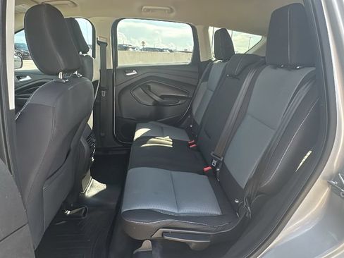 Used 2018 Ford Escape SE w/ SE Sync 3 Package FWD image 30