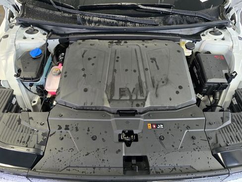 New 2026 Hyundai Ioniq 5 SE image 12