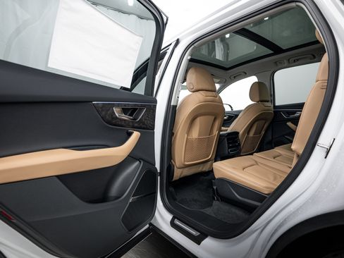 New 2026 Audi Q7 2.0T Premium image 17
