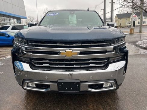 Used 2019 Chevrolet Silverado 1500 LTZ w/ LTZ Premium Package image 9