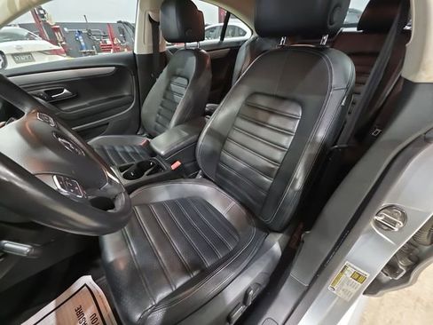 Used 2014 Volkswagen CC R-Line FWD image 11