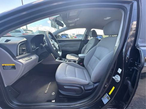 Used 2018 Hyundai Elantra SE FWD image 10
