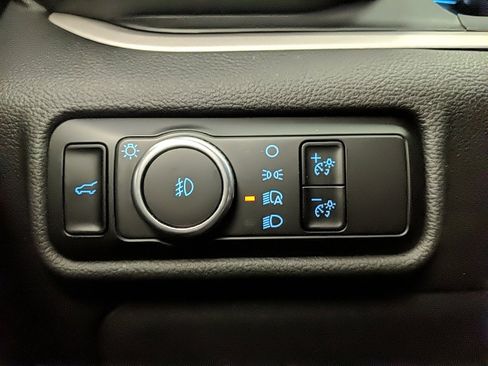 Certified 2023 Ford Explorer XLT w/ Equipment Group 202A image 21