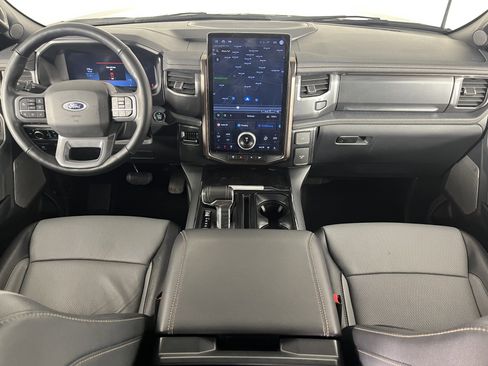 Used 2023 Ford F150 Lightning Lariat image 10