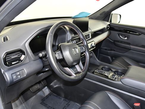 Certified 2025 Honda Pilot TrailSport image 39