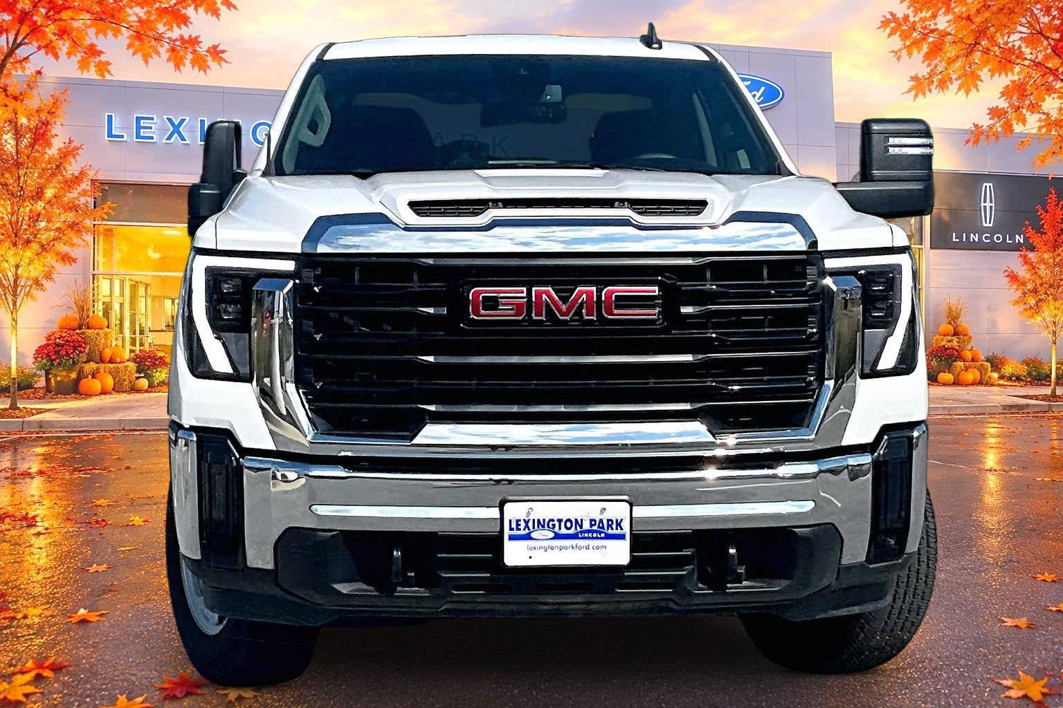 Used 2024 GMC Sierra 2500 Pro w/ Convenience Package AWD/4WD image 2