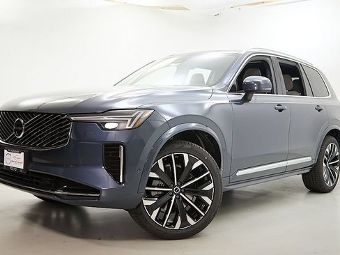 New 2026 Volvo XC90 B6 Plus w/ Protection Package AWD/4WD image 2