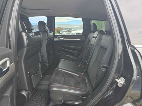 Used 2013 Jeep Grand Cherokee Trailhawk AWD/4WD image 17