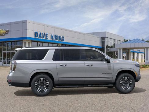 New 2026 Chevrolet Suburban Z71 AWD/4WD image 29