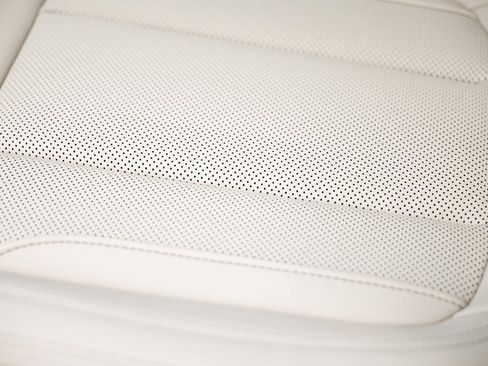 Used 2025 BMW 230i Coupe image 23