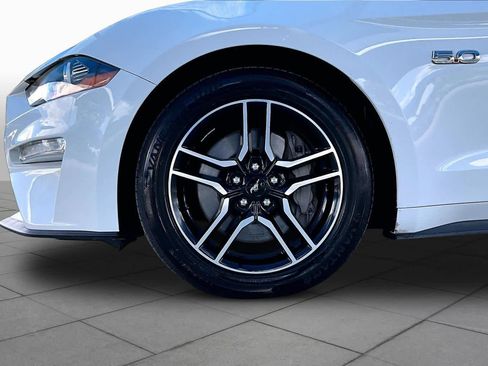 Used 2020 Ford Mustang GT Premium RWD image 11