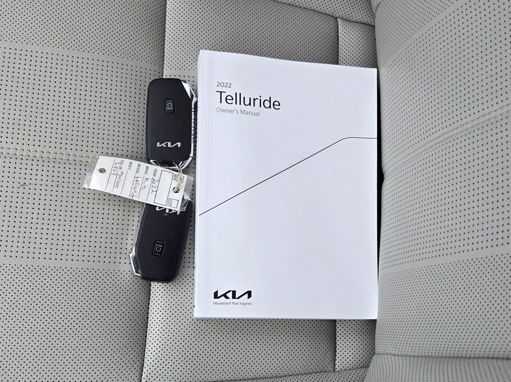 Used 2022 Kia Telluride SX AWD/4WD image 11