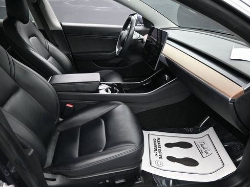 Used 2018 Tesla Model 3 Performance image 30