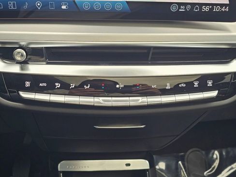 New 2026 Cadillac Lyriq Sport AWD/4WD image 31