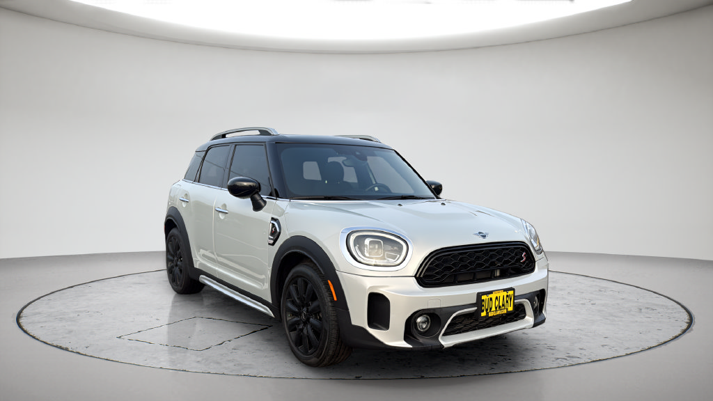 Used 2021 MINI Cooper Countryman S FWD image 3