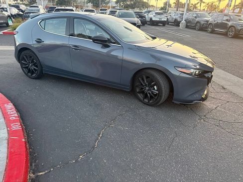 Used 2021 MAZDA MAZDA3 Hatchback w/Premium Plus Pkg AWD/4WD image 32