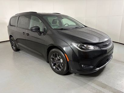 Used 2020 Chrysler Pacifica Touring-L Plus