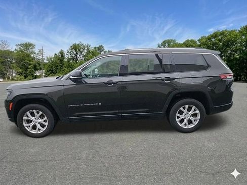Used 2022 Jeep Grand Cherokee L Limited AWD/4WD image 5