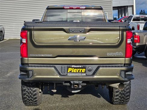 Used 2022 Chevrolet Silverado 3500 High Country w/ Z71 Off-Road Package image 4