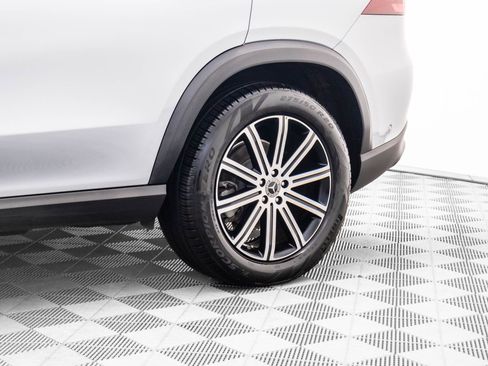 Certified 2024 Mercedes-Benz GLE 350 4MATIC w/ Winter Package image 37